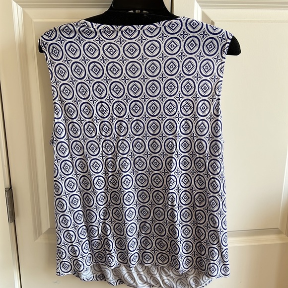 Cabi Shell Top - Picture 2 of 2